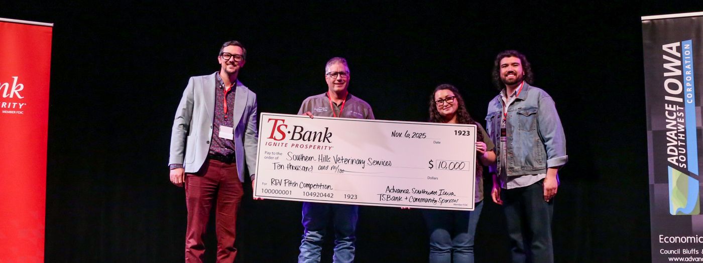 Southern Hills receiving check from TS bank and Advance