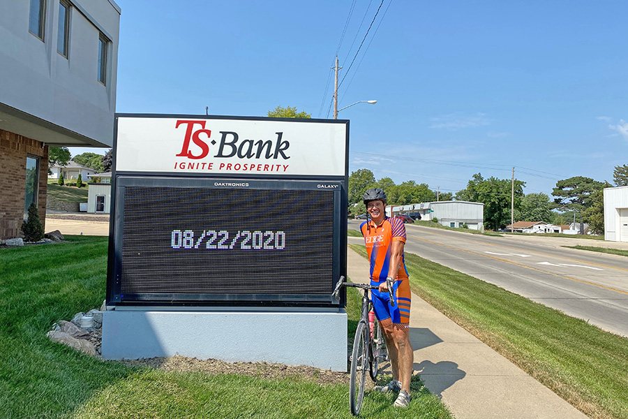 dave wise with his bank at the ts bank atlantic location