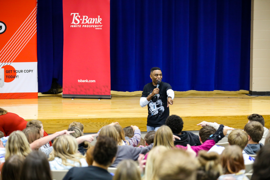 terrence talley speaking to students